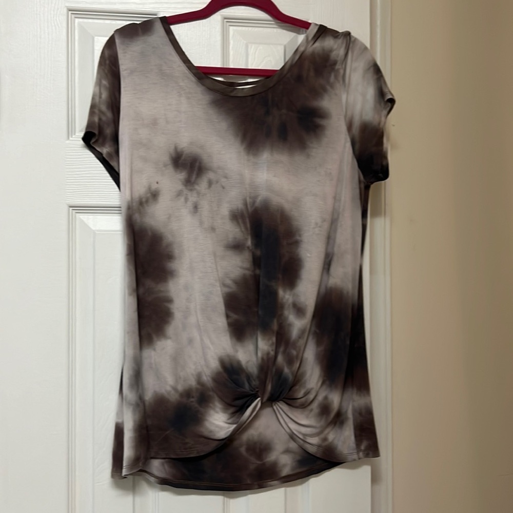 Nine Britton tie dye beige brown front tie flatters L $12